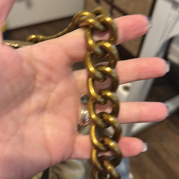 Kurt Geiger Kensington Gold, Quilted Leather Hobo with Oversized Chain Strap ✨ - Picture 7 of 13